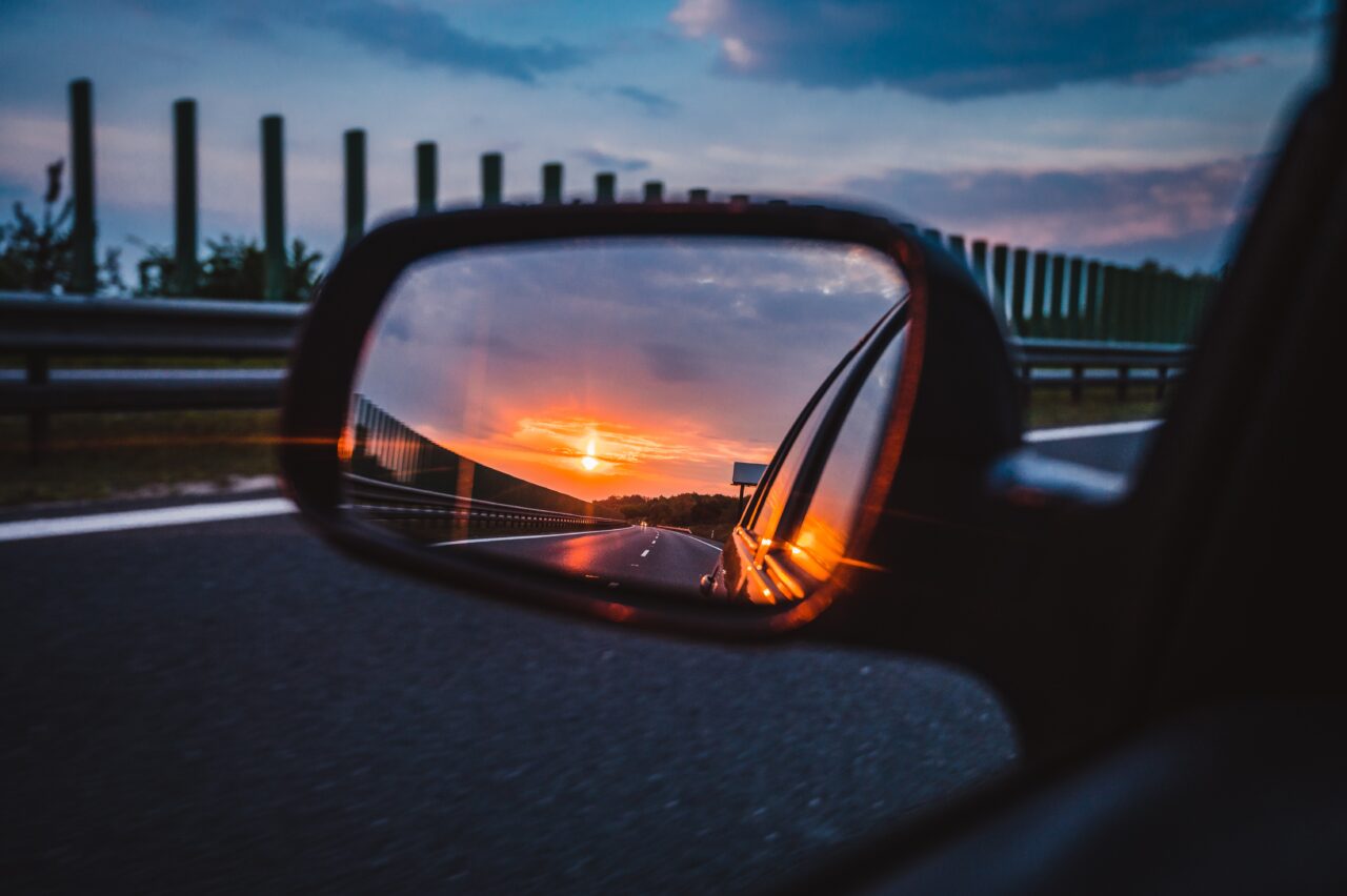 Rückspiegel, Auto