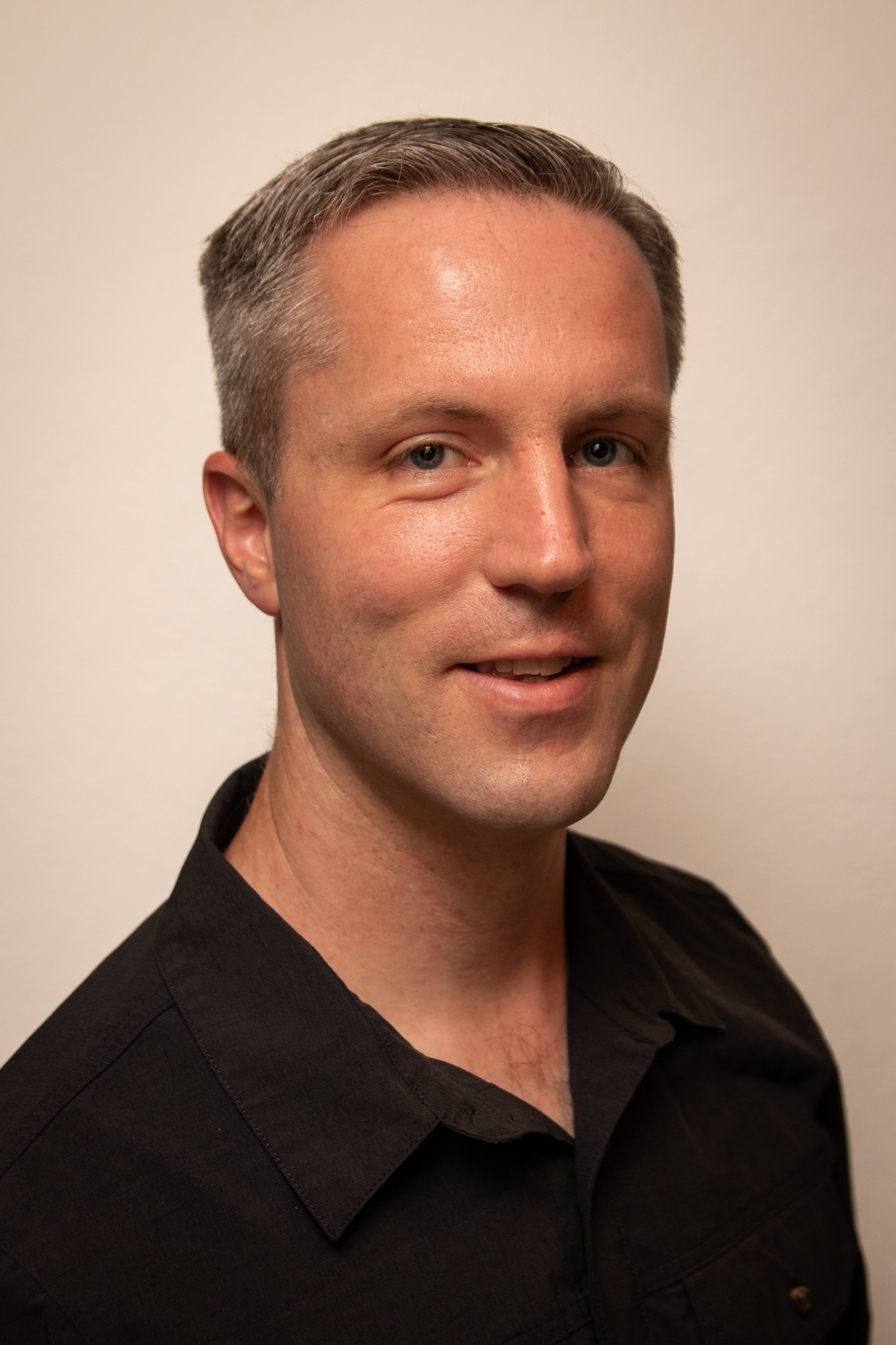 Hans Decker