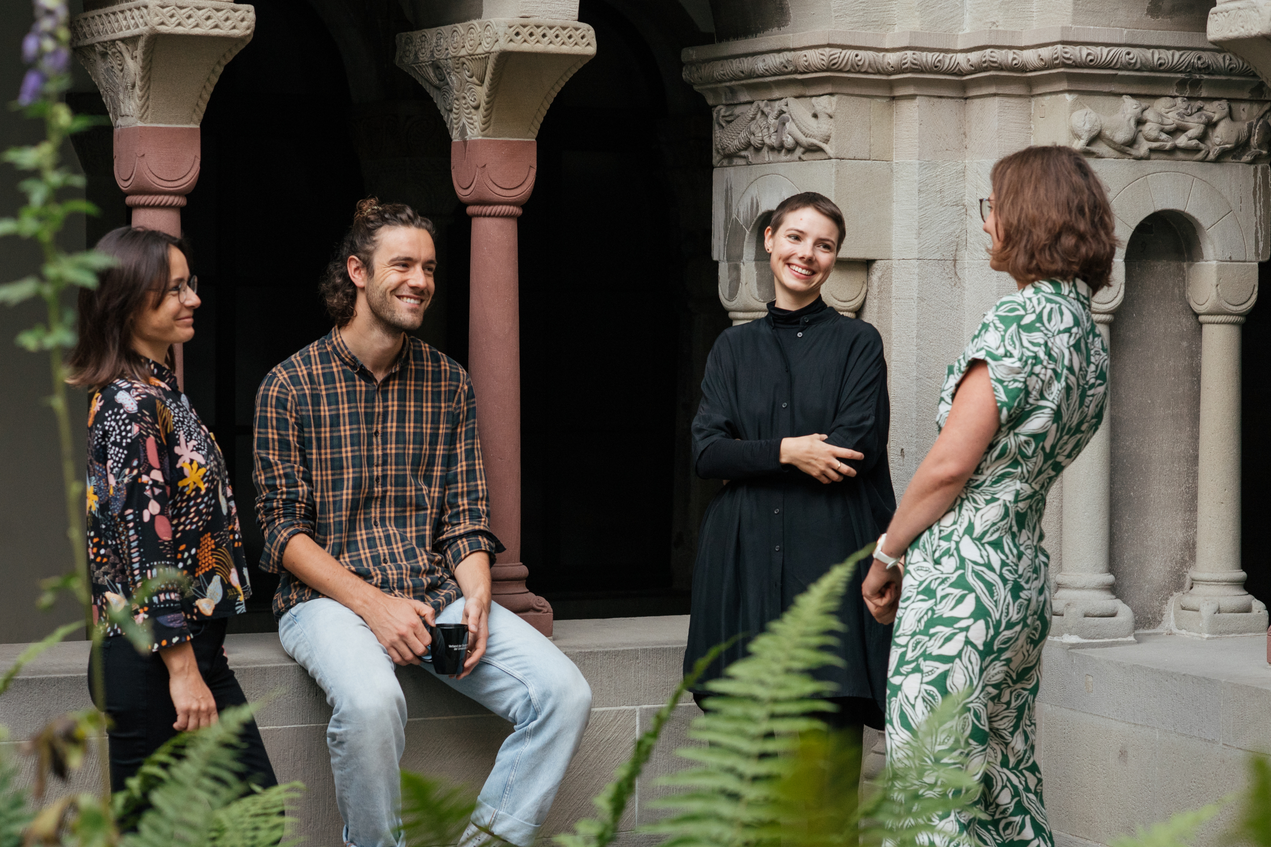 Foto Austausch im Kreuzgang